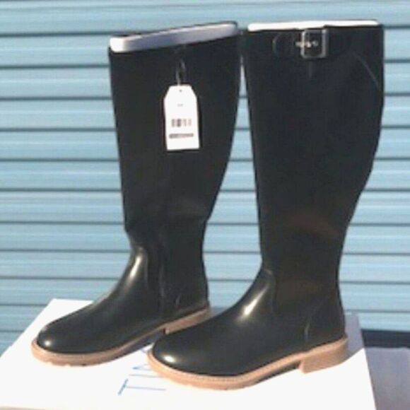 Tall Riding Boots . Size: 9W . w/ Side Zip Closure & Memory Foam . New in Box - Picture 1 of 8